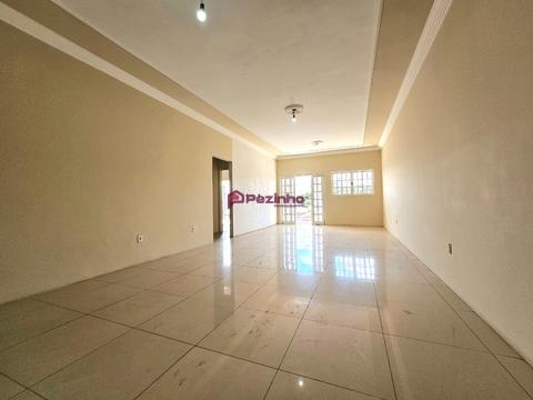 Casa para alugar em Limeira, Jardim Vista Alegre, com 3 quartos, com 140 m²
