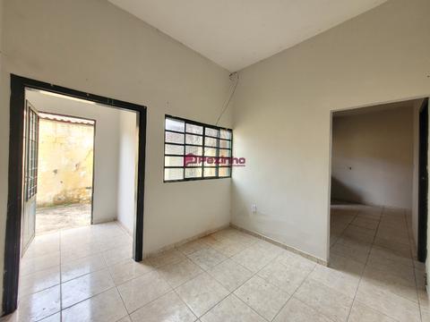 Casa para alugar em Limeira, Jardim Ouro Verde, com 2 quartos, com 50 m²